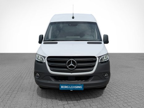 2022 Mercedes Sprinter 317
