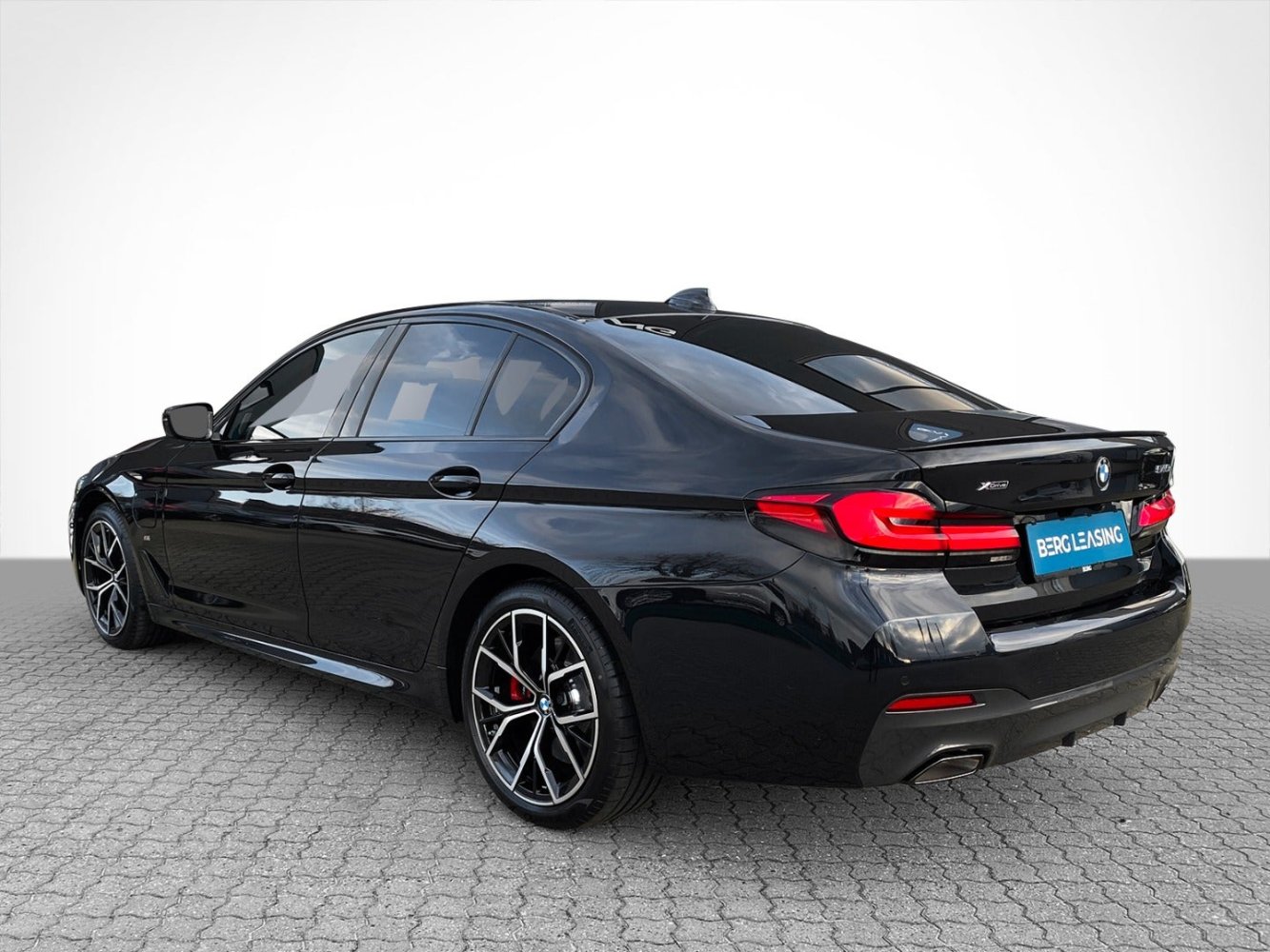 2021 BMW 545e